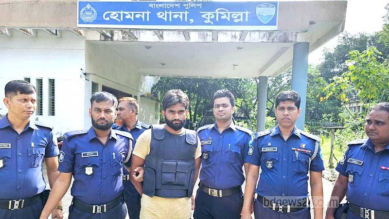‘পরকীয়া প্রেমিকের’ ধার শোধ না করায় মা-ছেলেসহ তিন খুন: পুলিশ