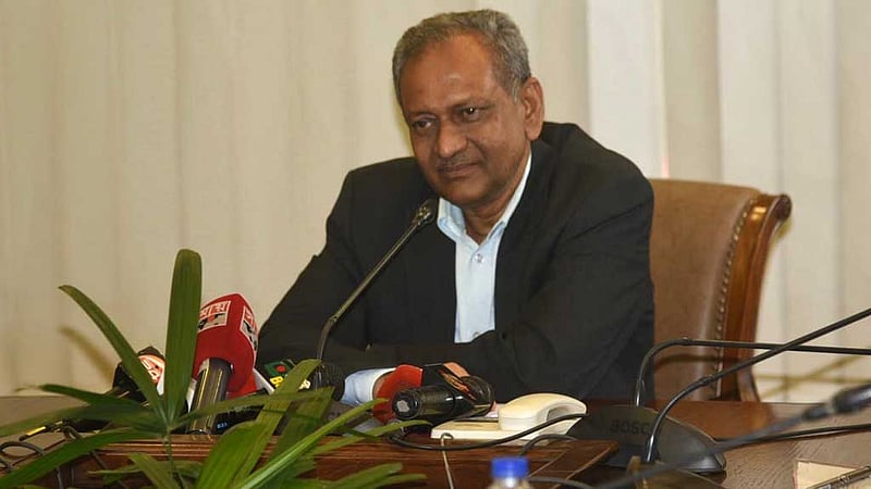 নগর পরিবহনে বিশৃঙ্খলা হলে ‘কঠোর ব্যবস্থার’ হুঁশিয়ারি