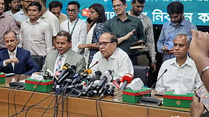 তত্ত্বাবধায়ক নিয়ে সিইসির বোধোদয় ও নির্বাচনি ব্যবস্থার সংস্কার