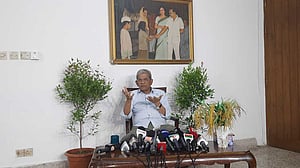 পাহাড়ে কারফিউ চান ফখরুল, বললেন, ‘দেরিতে ক্ষতি হচ্ছে’