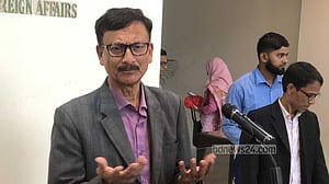 ডনাল্ড লুদের সফরে ঢাকার ‘অগ্রাধিকারে’ অর্থ ও বাণিজ্য