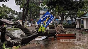 দুই দিন ধরে বিদ্যুৎহীন ফরিদপুরে অচলাবস্থা