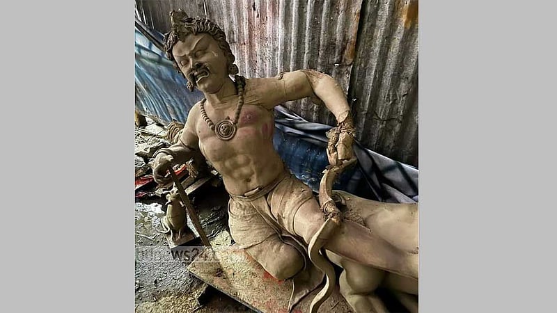 ফরিদপুরে মন্দিরে নির্মাণাধীন দুর্গা প্রতিমা ভাঙচুর
