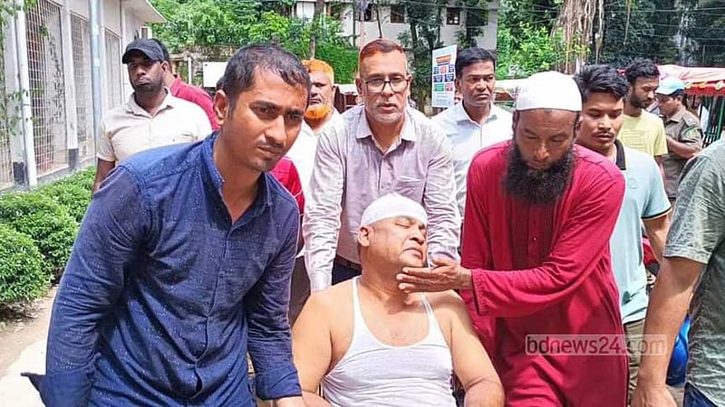 গাজীপুরে বনদস্যুদের হামলায় ৩ বন কর্মকর্তা আহত