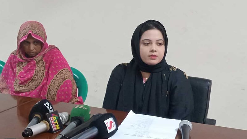 গাজীপুরের সাবেক এসপি-ওসিসহ ৬ জনের বিরুদ্ধে কলেজছাত্রীর মামলা