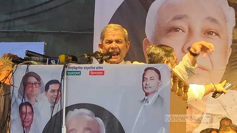 গণতন্ত্রে ফিরতে দেরি হলে ঢুকে পড়বে ‘অন্য ব্যবস্থা’, শঙ্কায় ফখরুল