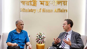 পুলিশ সংস্কারে শিগগির কমিটি: স্বরাষ্ট্র উপদেষ্টা