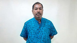 শাজাহান খানের এপিএস গ্রেপ্তার