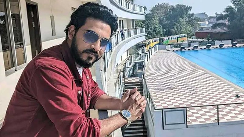 সাবেক ছাত্রলীগ নেতাকে পিটিয়ে হত্যা: জাবির সমন্বয়ককে অব্যাহতি