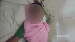 পড়া বলতে দেরি, শিক্ষকের থাপ্পড়ে হাসপাতালে ছাত্রী