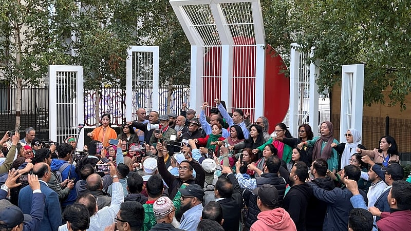 ‘মুক্তিযুদ্ধের আদর্শে’ দেশ পরিচালনার আহ্বান লন্ডনে