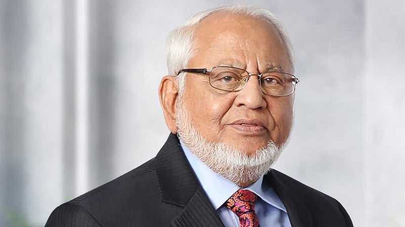 সাউথ ইস্ট ব্যাংকের চেয়ারম্যান পদে ফিরলেন এম এ কাশেম