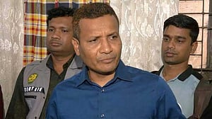 হত্যা মামলায় অতিরিক্ত ডিআইজি মশিউর গ্রেপ্তার