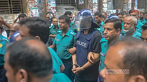 মোজাম্মেল বাবু রিমান্ড শেষে কারাগারে
