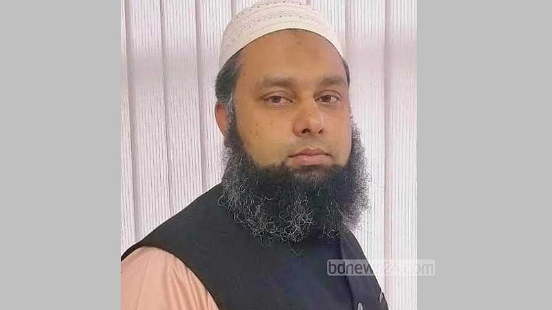 মোবাইল চার্জ দিতে গিয়ে বিদ্যুৎস্পৃষ্টে চিকিৎসকের মৃত্যু