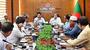 টেলিযোগাযোগ ও আইসিটিতে বিপুল বিনিয়োগের আড়ালে ‘অনিয়ম’: নাহিদ