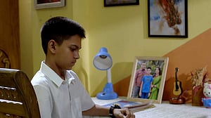 শিশু নিঃসঙ্গতার গল্প বলবে যে নাটক