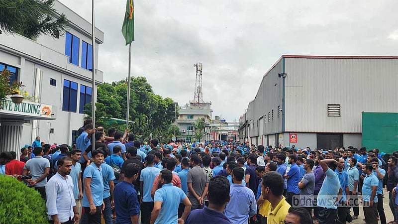 নাটোরে শ্রমিক বিক্ষোভের মুখে প্রাণ অ্যাগ্রোর কার্যক্রম বন্ধ