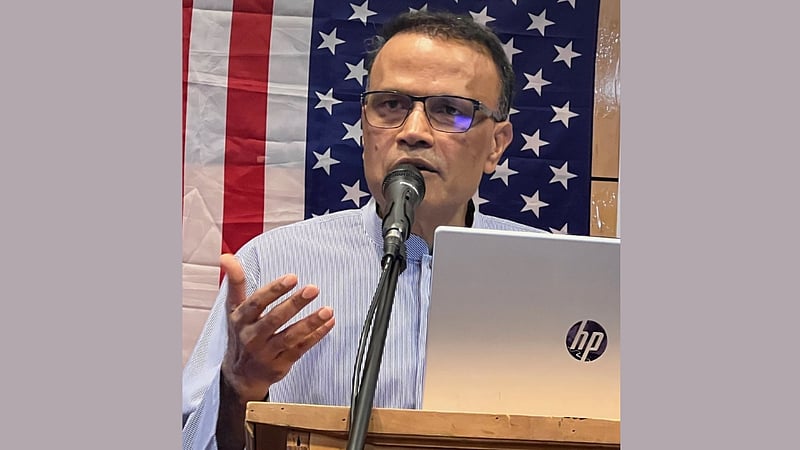 ‘বৈষম্যহীন রাষ্ট্র’ গঠনে অর্থনীতিবিদ নজরুলের ১০ দফা