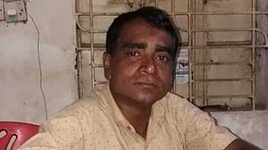 নরসিংদীতে পোল্ট্রি ফিড ব্যবসায়িকে কুপিয়ে হত্যা