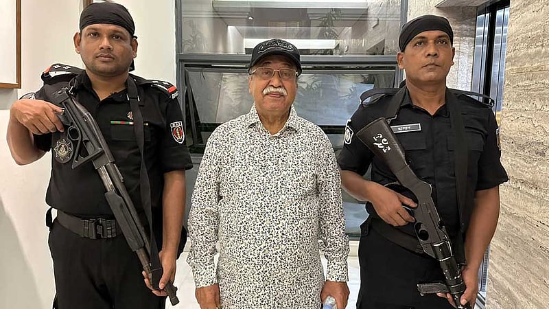 সাবেক শিল্পমন্ত্রী হুমায়ূন গ্রেপ্তার