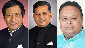 নুরুজ্জামান, মাহবুব আলী ও আখতারুজ্জামান বাবুর দুর্নীতির খোঁজে দুদক