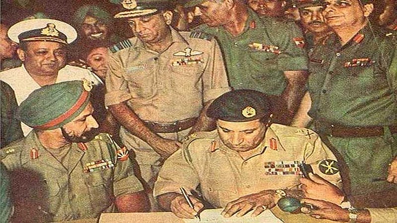 পাকিস্তানের সঙ্গে ‘৭১ প্রশ্নটির’ সমাধান চাই: উপদেষ্টা নাহিদ