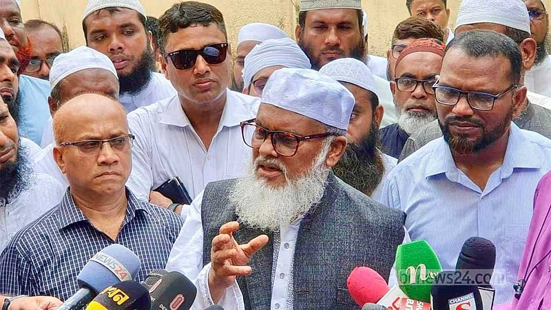 মুসলমানদের বাড়িতে বেশি আগুন দেওয়া হয়েছে: ধর্ম উপদেষ্টা