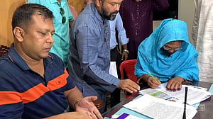 রাজশাহীতে ৯ বছর পর হত্যা মামলা, আসামি শেখ হাসিনাসহ ৪৩৯