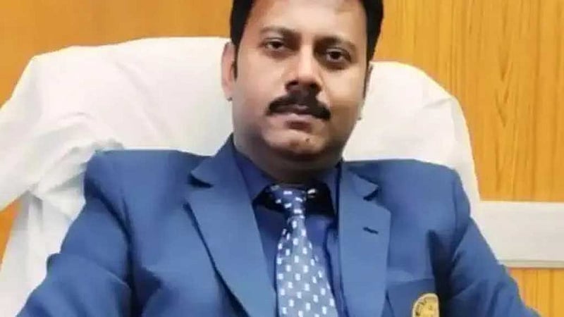 এবার চিকিৎসক খুনের মামলায় গ্রেপ্তার আরজি কর মেডিকেল কলেজের সাবেক অধ্যক্ষ