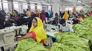 পোশাক শ্রমিকদের বেতন বাড়বে বছরে ৯% হারে
