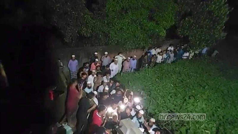 সাভারে সুফি সাধকের বাড়ি ও মাজারে হামলা