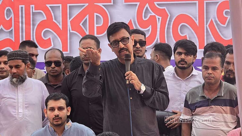 শ্রমিকদের কাছে গিয়ে বিজিএমইএ সভাপতি বললেন, কাজে যোগ দিন