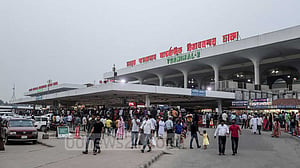 শাহজালালে ৩২ লাখ টাকার সিগারেট জব্দ