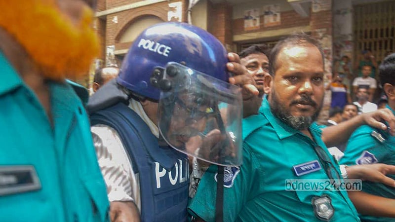 শাহরিয়ার কবির দুই দিনের রিমান্ডে