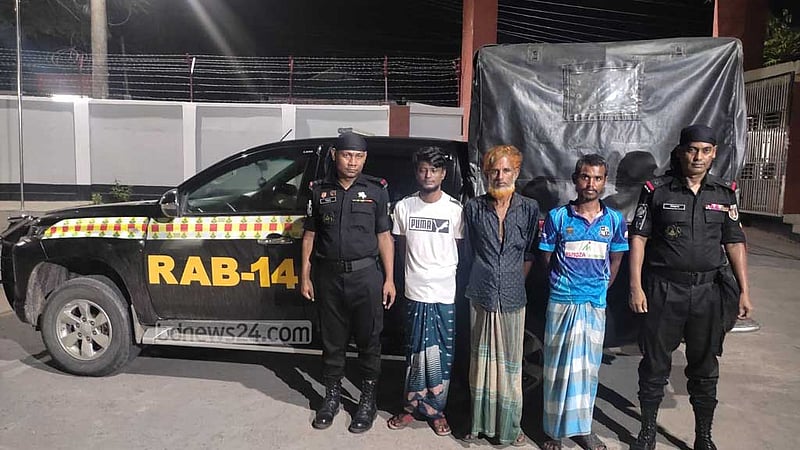 শেরপুর কারাগার থেকে পালিয়ে যাওয়া ৫ আসামি গ্রেপ্তার