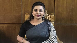 সহকর্মীদের ক্ষোভের মুখে শিল্পকলা ছাড়লেন জ্যোতি