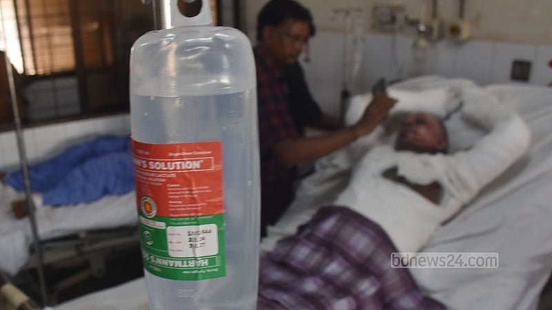 চট্টগ্রামে জাহাজ ভাঙা কারখানায় বিস্ফোরণ: আট কর্মীকে পাঠানো হল ঢাকায়