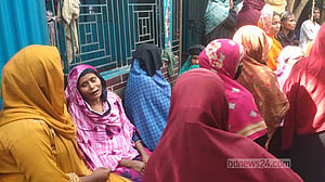 টাঙ্গাইলে পরিত্যক্ত ঘরের সামনে পড়েছিল হাত-পা ভাঙা যুবকের লাশ
