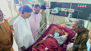 কুমিল্লার হাসপাতালে ভর্তি বিএনপি নেতা বুলু
