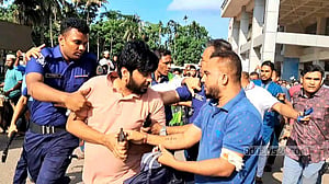 ভোলায় রোগীর মৃত্যুর পর চিকিৎসককে মারধরের অভিযোগ