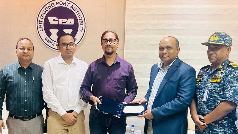 সিটি করপোরেশনকে পৌরকরের ১০০ কোটি টাকা দিল চট্টগ্রাম বন্দর