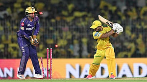 ঘরের মাঠে চেন্নাইয়ের দুঃস্বপ্নের রাত