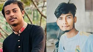 অটোরিকশার ধাক্কায় ছিটকে বাসের নিচে, প্রাণ গেল দুই বাইক আরোহীর