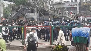 ঢাকা কলেজ বনাম সিটি কলেজের ‘বেহুদা যুদ্ধ’