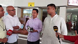 ‘অতি গোপনীয় অভিযোগ’ নিয়ে দুদকে হাসনাত-সারজিস