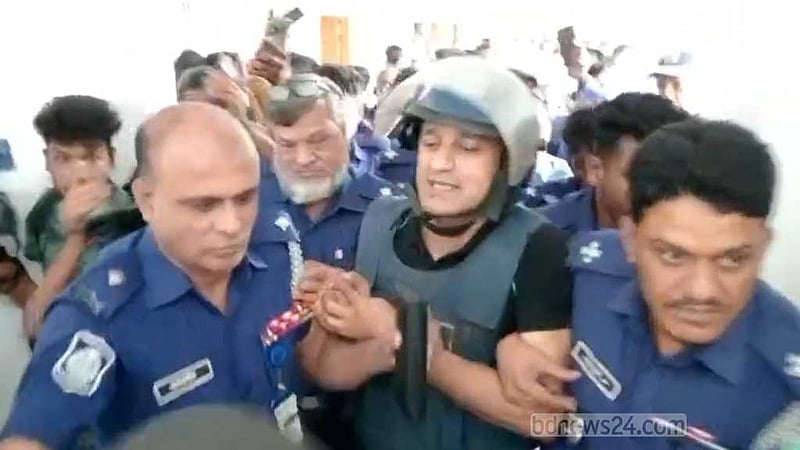 ছাত্র আন্দোলনে হামলা: জামিন পাননি ব্যারিস্টার সুমন