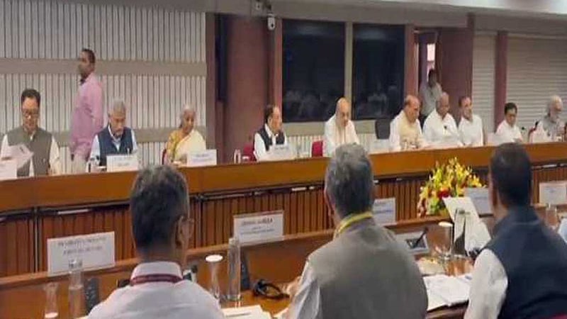 সর্বদলীয় বৈঠকে পেহেলগামে নিরাপত্তা ত্রুটির কথা স্বীকার বিজেপি সরকারের