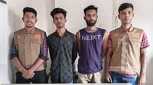 কেরানীগঞ্জে ইয়াবাসহ ২ মাদক বিক্রেতা গ্রেপ্তার