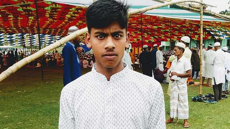 লালমনিরহাটে বাংলাদেশিকে ধরে বিএসএফের হাতে দিল ভারতীয়রা